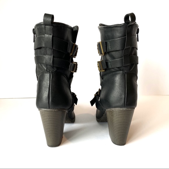 SOLD Candie’s Black Strappy Heeled Booties - Picture 4 of 7